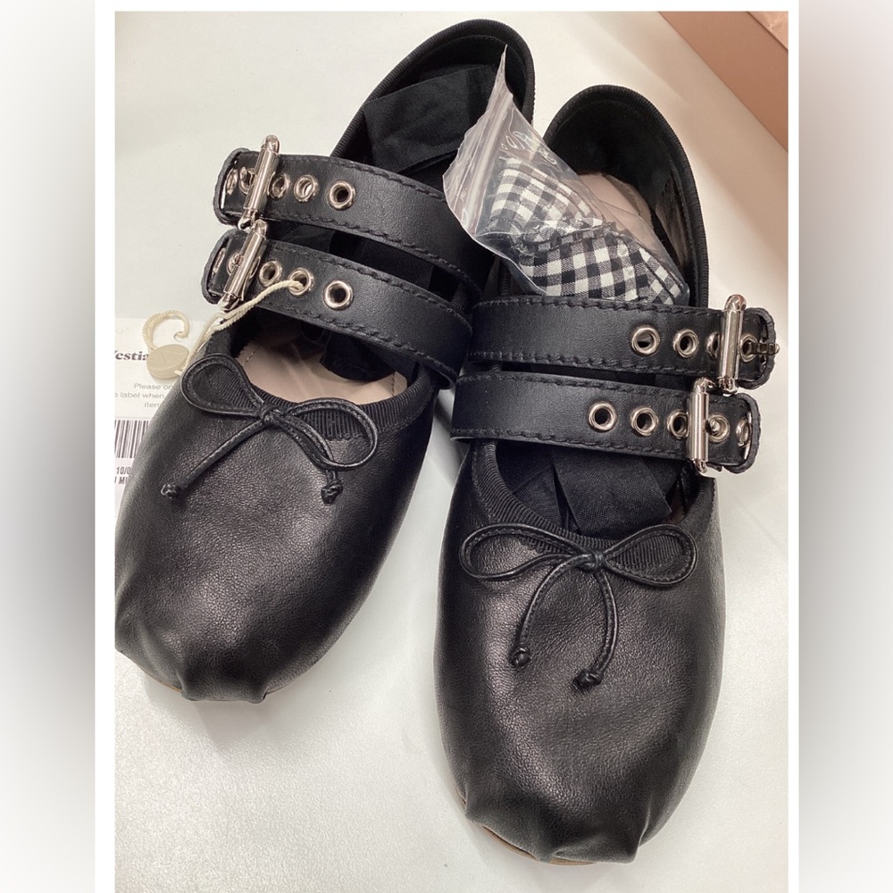 Miu Miu Buckle ballet flats